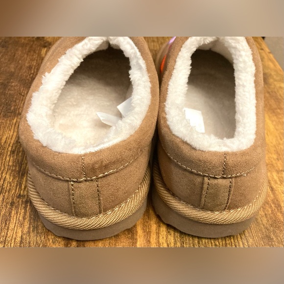 Cat & Jack Girls Joyful Clogs Size 1 - Picture 4 of 7